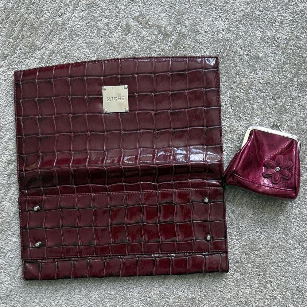 Miche Scarlet Deep Red Croc Embossed Class Shell & coin purse Set